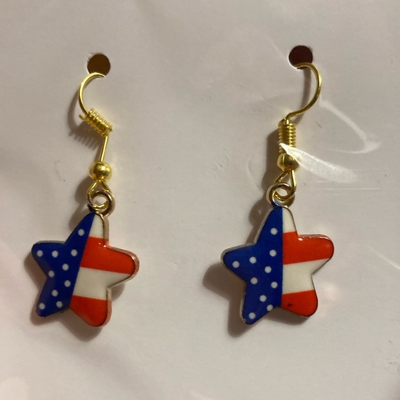 Fourth of July earrings. - Picture 3 of 3